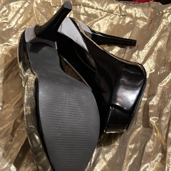 3 colors, black, grey and white - Picture 6 of 10